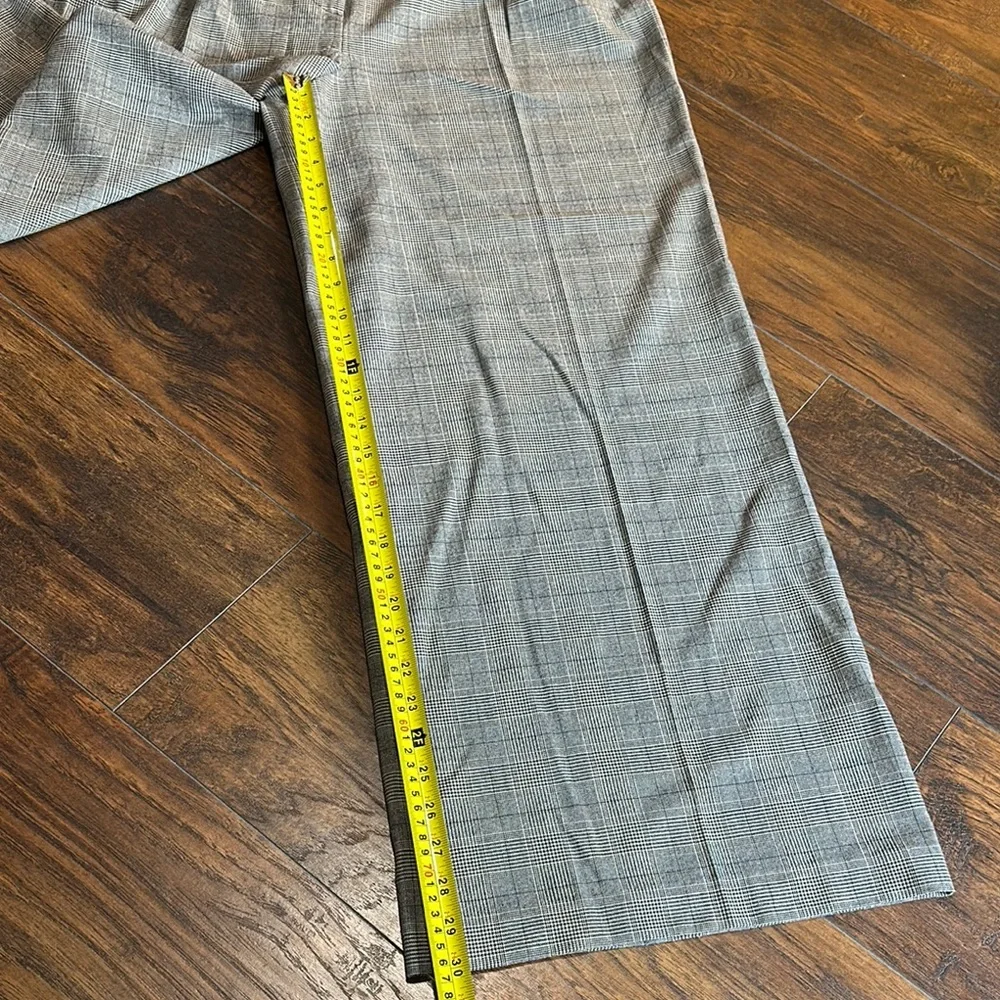 NWOT DKNY Women’s Black & Gray Plaid Wide Leg Pleated Pants